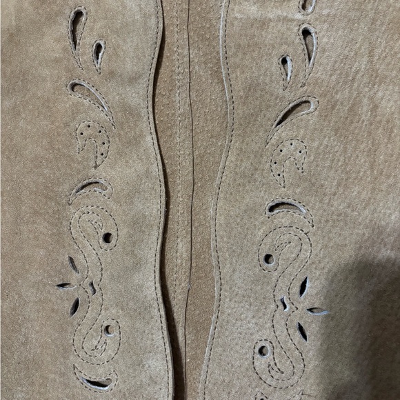 Coldwater Creek TAN 100% leather VEST open front with lace cut outs size L - Picture 6 of 8